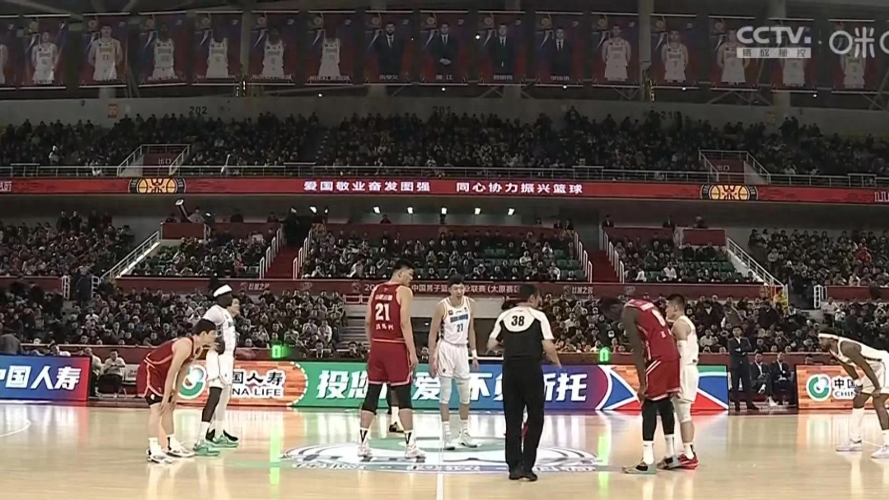 【CBA】刘传兴21+10压过周琦12+9，山西106-101送北京赛季第二败