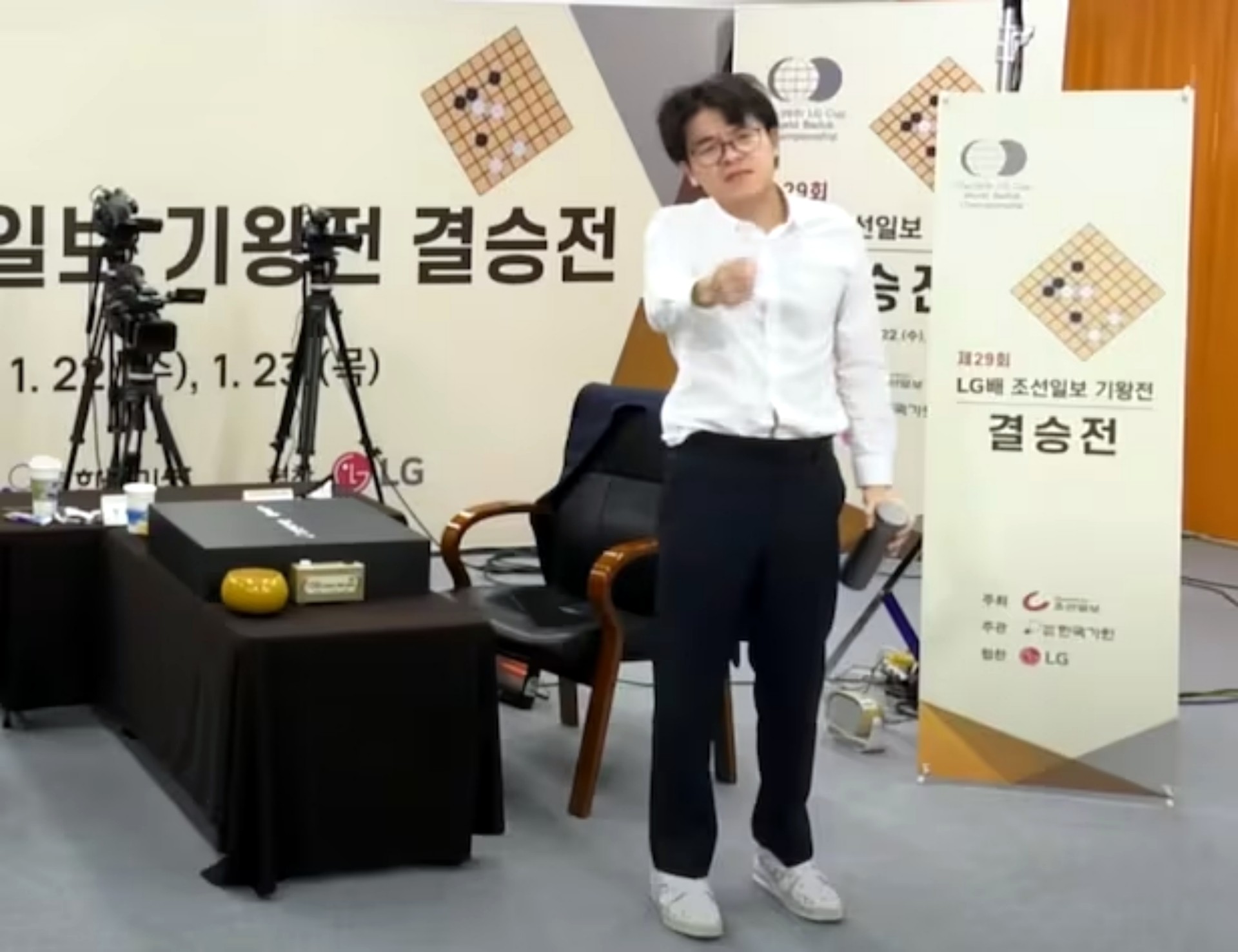 韩国棋院修引发热议！柯洁成最大牺牲品！