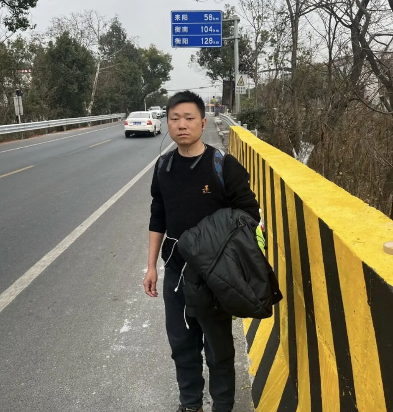 600公里，16天，从广东深圳走到湖南衡阳，一路直播能赚多少钱？

花了4000