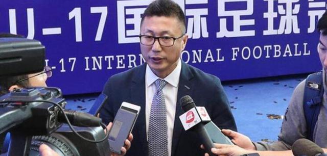 大快人心！国足连收利好，17个小时连捕3条大鱼，伊万开心晒合照