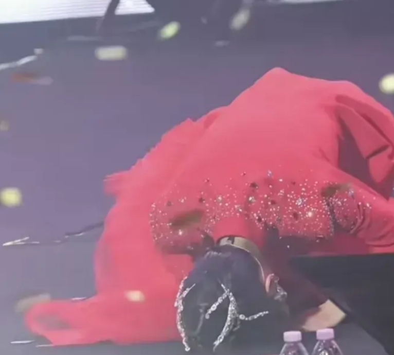 云朵这回怕是“在劫难逃”了，打官司的料被扒了又扒，粉丝也是一直在掉，舆论风评越来