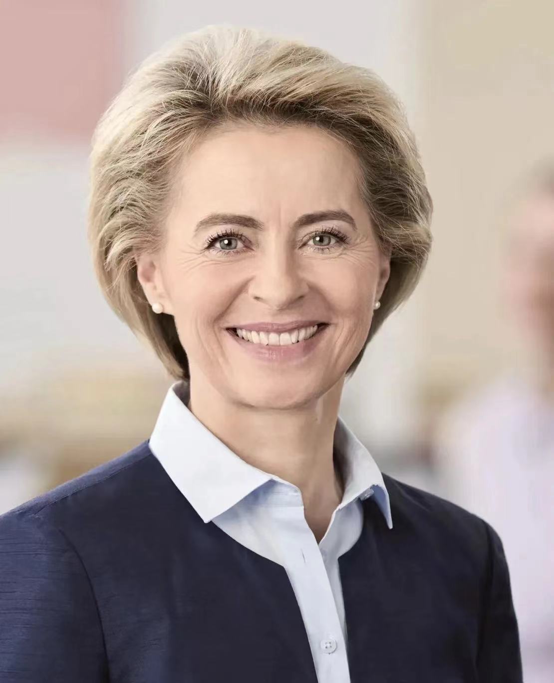 欧盟主席大选正式拉开帷幕！现任主席冯德莱恩正全力以赴，意图蝉联宝座，巩固自身领导