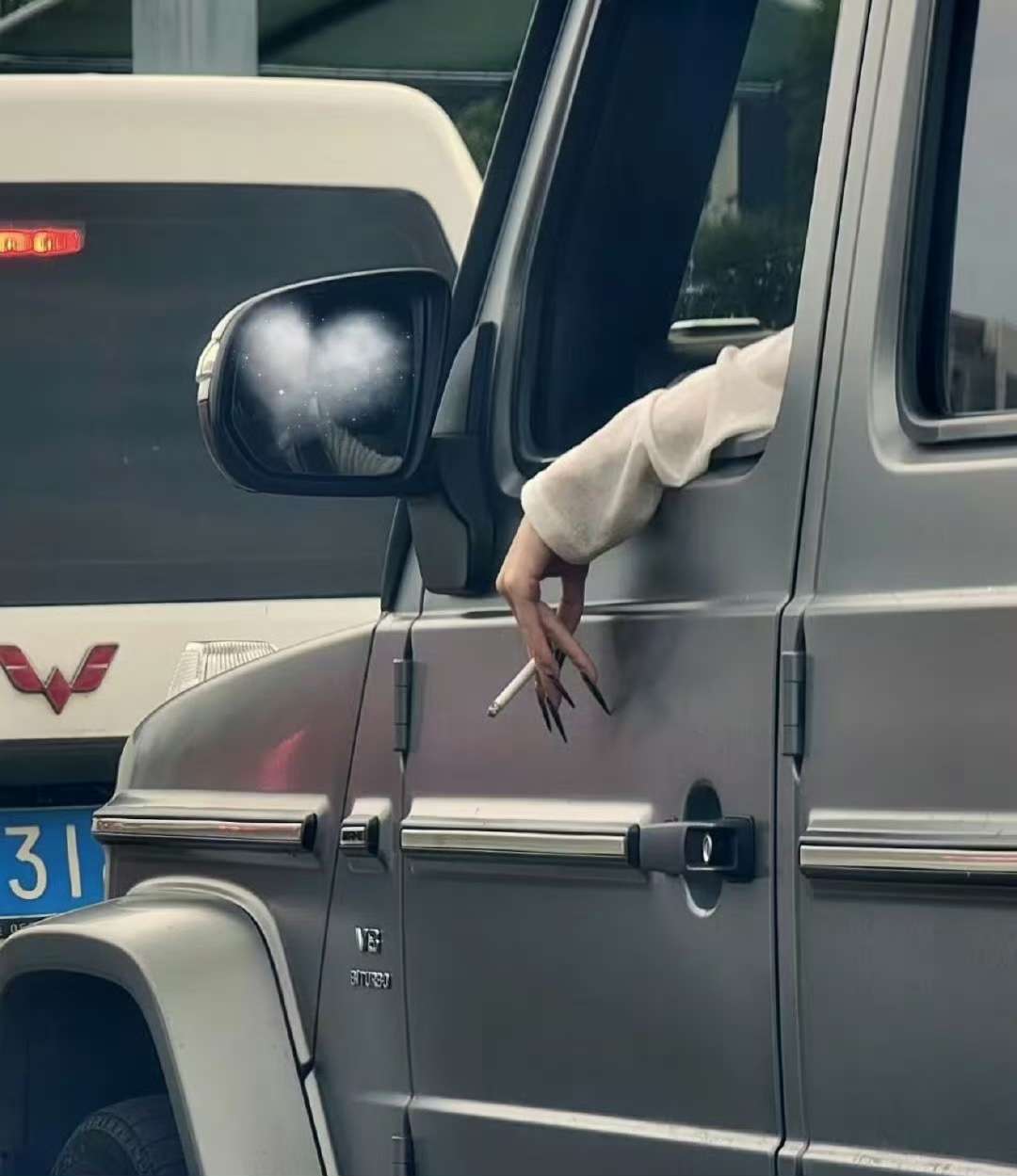 帅遍全网的小姐姐，请鉴赏