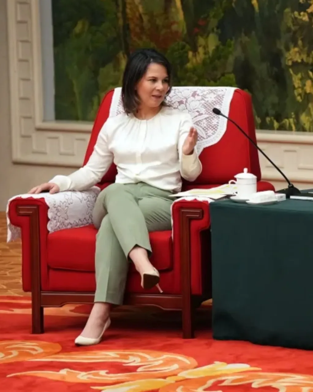 德国外长：为维护德国自身安全和欧洲安全，我们现在应该支持乌克兰