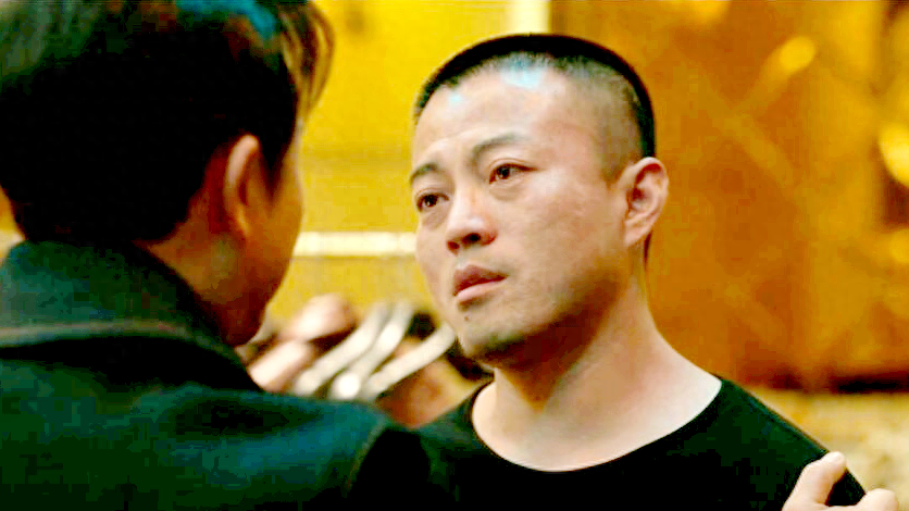 张颂文和林家川拍过一个戏，那时候的两人，是剧组的工作人员，论月拿工资。

戏没拍