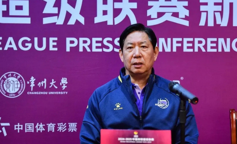 天津女排王宝泉，世俱杯获得银牌后，接受体坛新视野专访坦言：主场1比3不敌山东女排