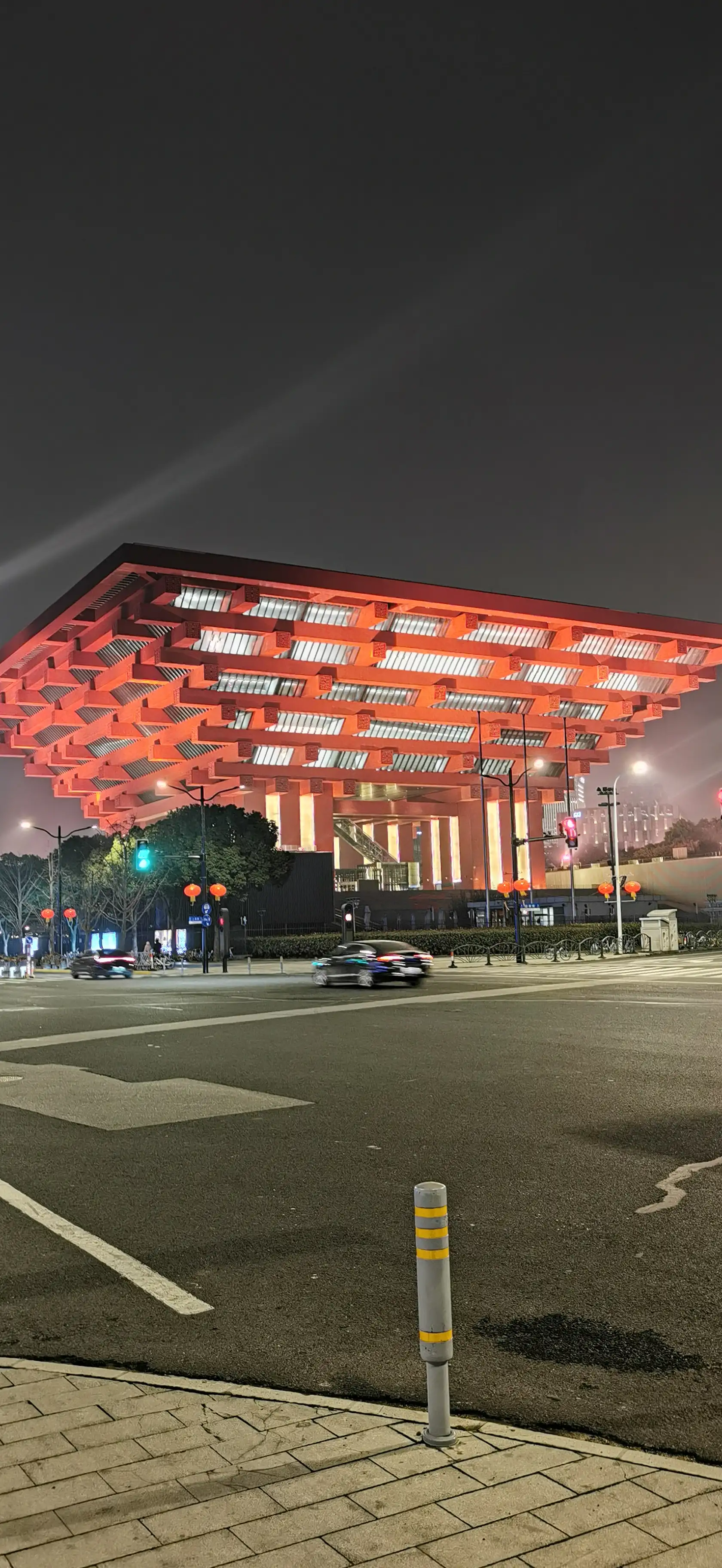 西方已经晚了，洪水到了才想起筑坝！他们企图集体围剿中国电车，但已经来不及了，已经