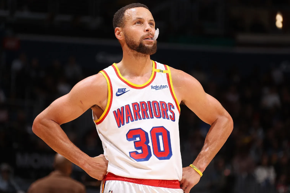 库里爆发！勇士127-116雷霆，一战看明白这5位球员

1，霍姆格伦：雷霆队二