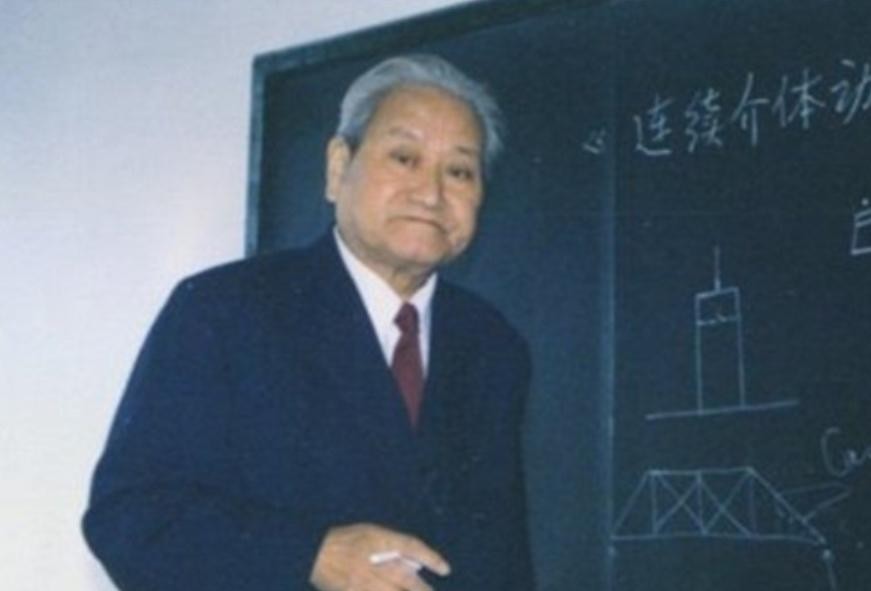 建三峡大坝专家曾反对

                            