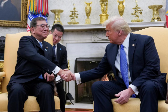 特朗普上台以来，美日关系因收购美国钢铁公司的问题备受冲击，引发了全球媒体的广泛关