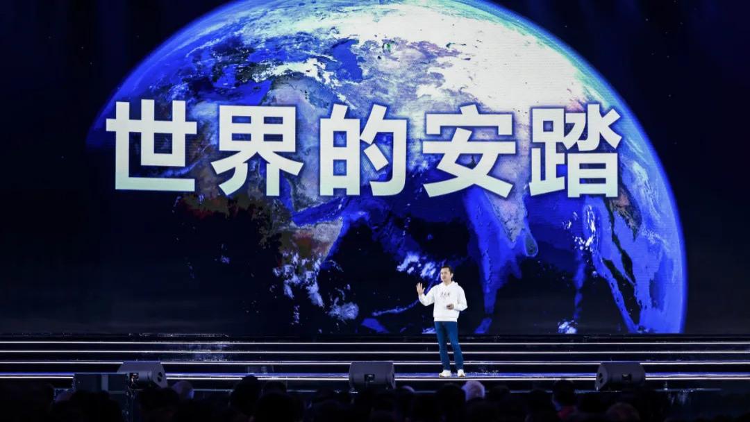 安踏丁世忠演讲，透露了什么？