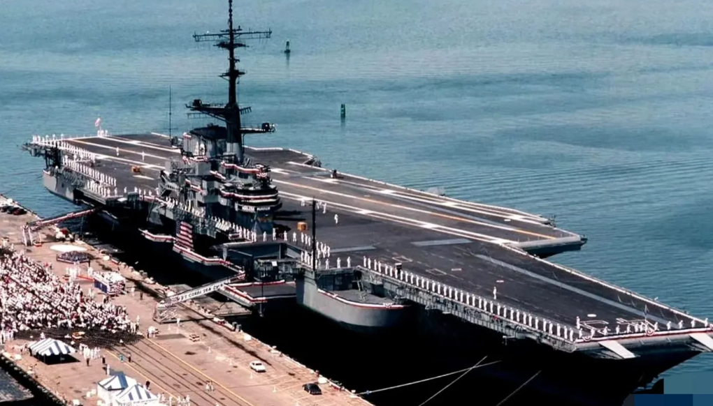 美国国防部发话了，军舰过台湾海峡，他们就是要硬闯！

1、美国军舰的挑衅行为，无