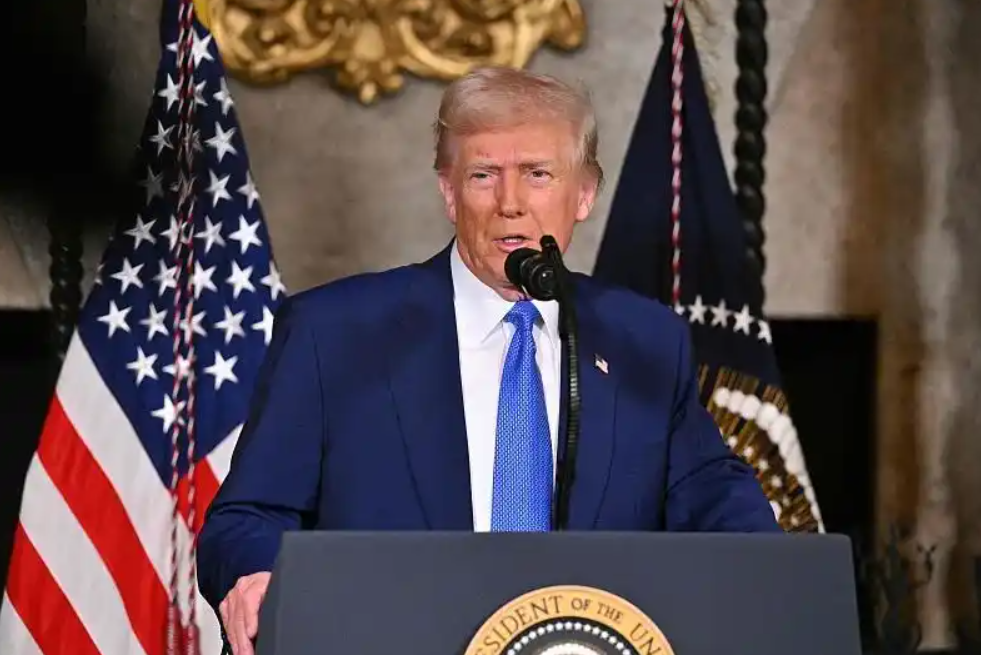特朗普一上台就为这个复杂的世界操碎了心，不仅只是在嘴上讲得冠冕堂皇，而是真真切切