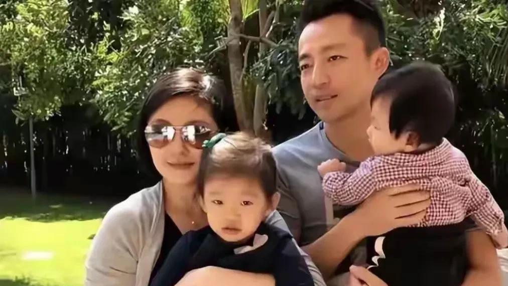 作家陈岚一语点醒：大S一金银细软价值不菲，小S鸠占鹊巢，何意？