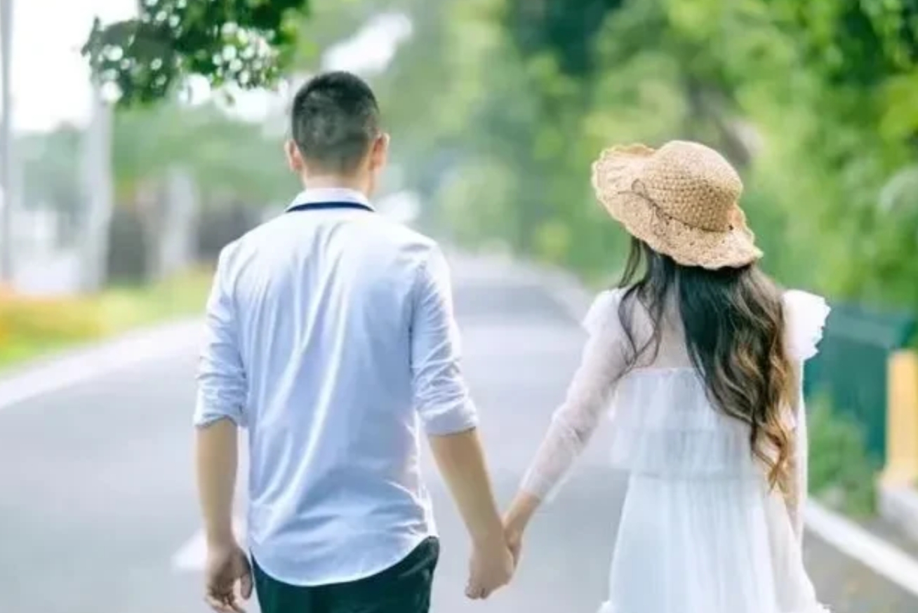 广东，一男子家里拆迁分了1500万，丈母娘听说后，得了红眼病，管女婿要1300，