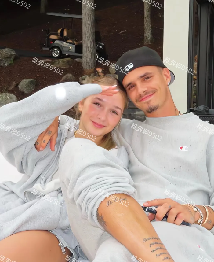 贝克汉姆一家加拿大度假，真想当他家的孩子，儿子不用上班，女儿也不用上学一年365