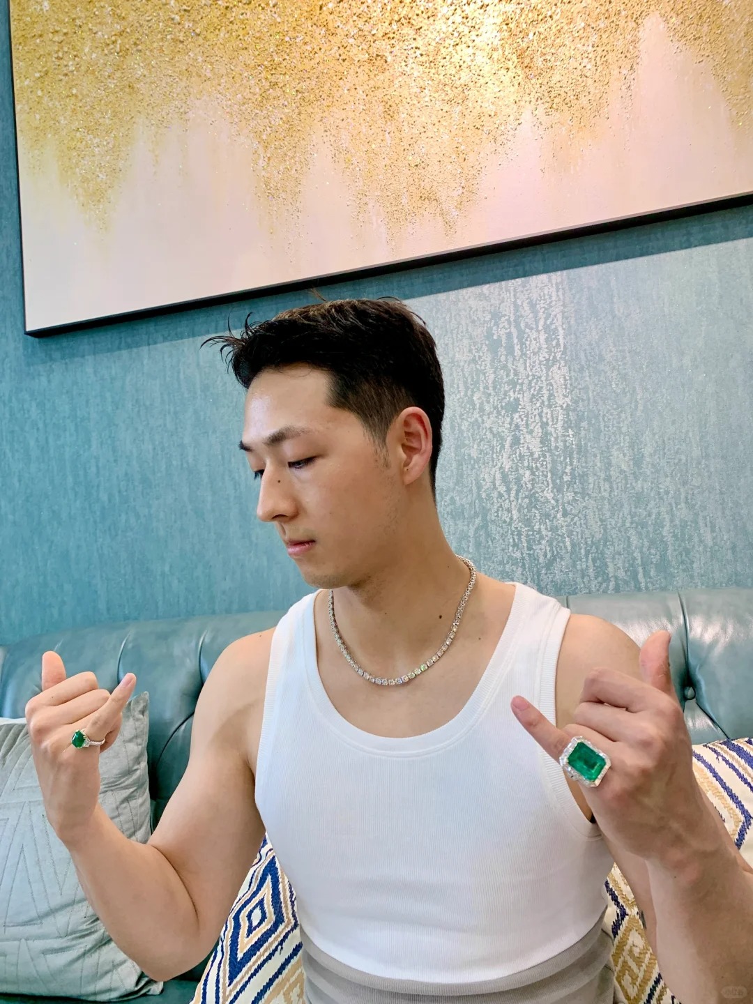 真的帅 选择困难症犯了