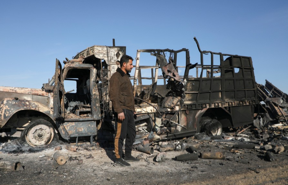 叙利亚人在大马士革街头狂欢的时候，以色列又对大马士革西北部山区发动35次空袭，坦