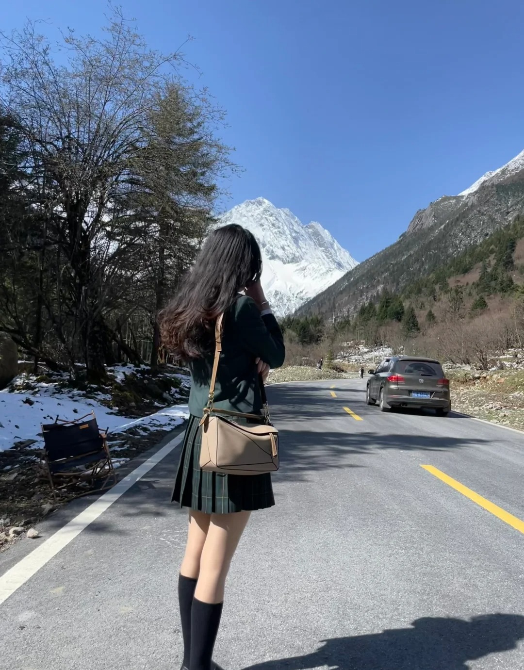 现在jk真的过气了吗
三年前入坑的，现在只有我还在穿jk吗