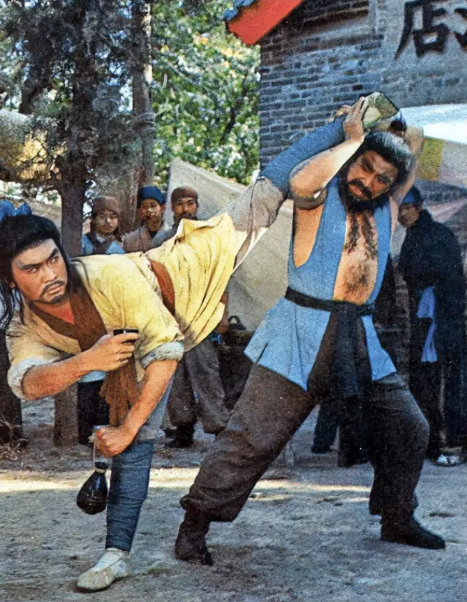 曾经看过无数个版本的电视剧《武松》，感觉还是最为钟爱山东版的。而山东拍摄的八三版