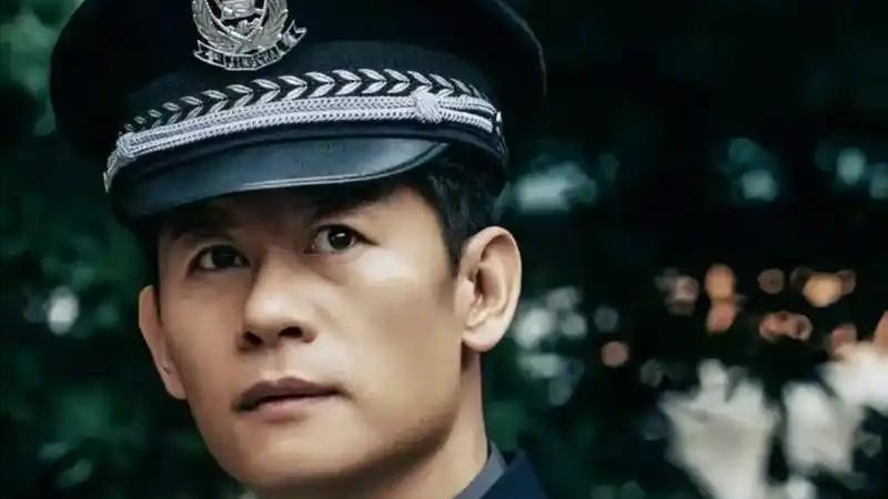 他出道25年零绯闻，是“配角专业户”，如今演《六姊妹》终于红了