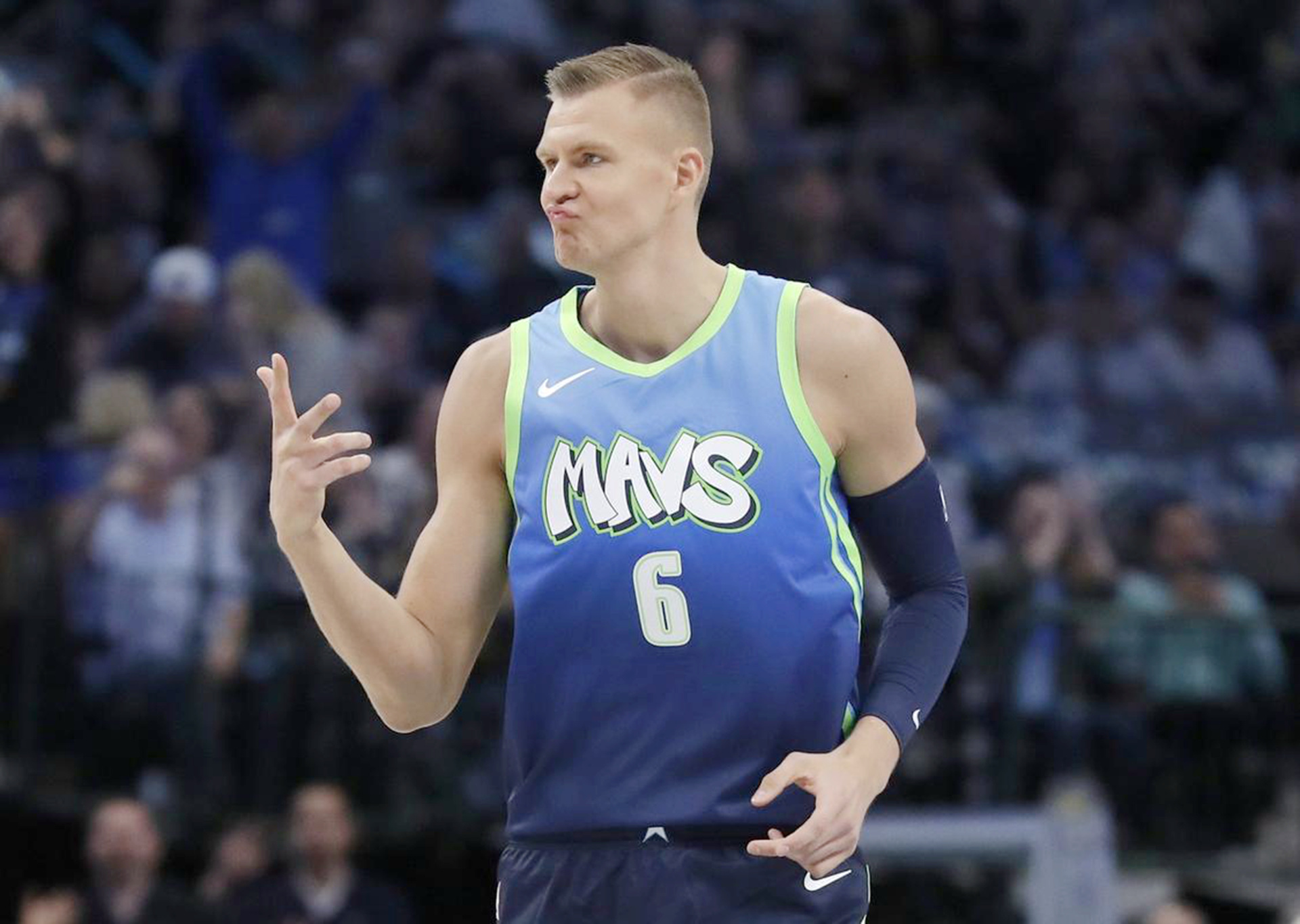 波尔津吉斯非常想上场打球，G4可能会有机会
名记Shams直言不讳的表示：波尔津