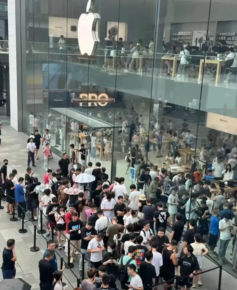 特斯拉可以放心的开，苹果也可以大胆的用，那些质疑苹果会爆炸的根本就是无稽之谈，通