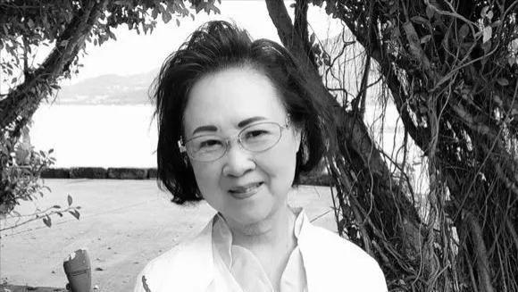 十二月刚刚开始，就有四位名人离世，有文坛作家，也有京剧名家