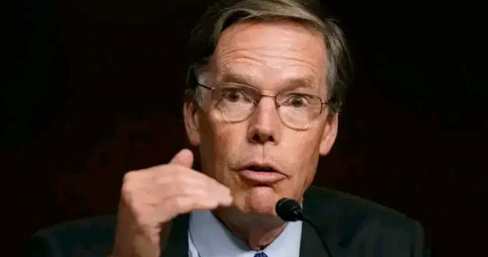 又急眼了！美国大使表态了！
美国驻华大使伯恩斯7月22日转发布林肯的发言称，美国