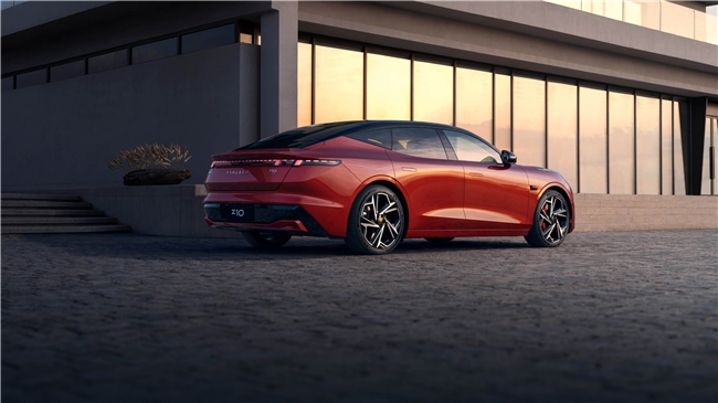 试驾购买领克Z10豪礼相送，年轻人的理想座驾等你来领