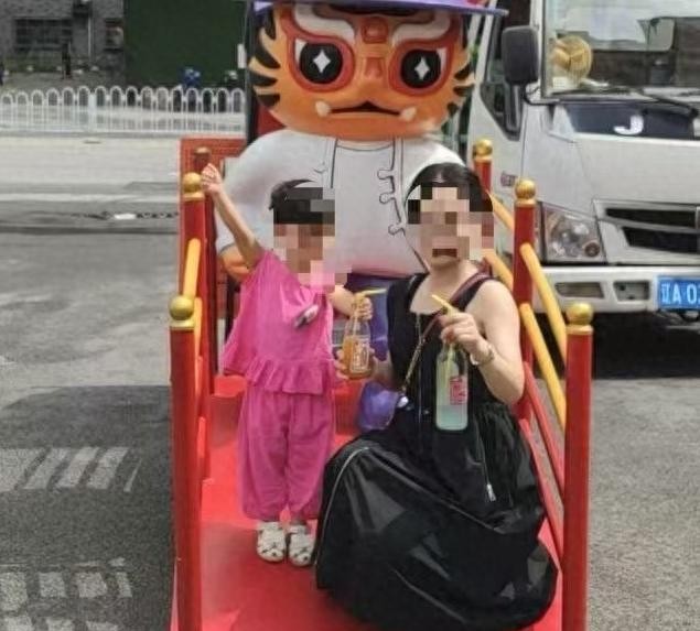 在复杂的现实中，爱与责任常常纠结成一幅难解的画面。在辽宁沈阳，一起案件引起了大家