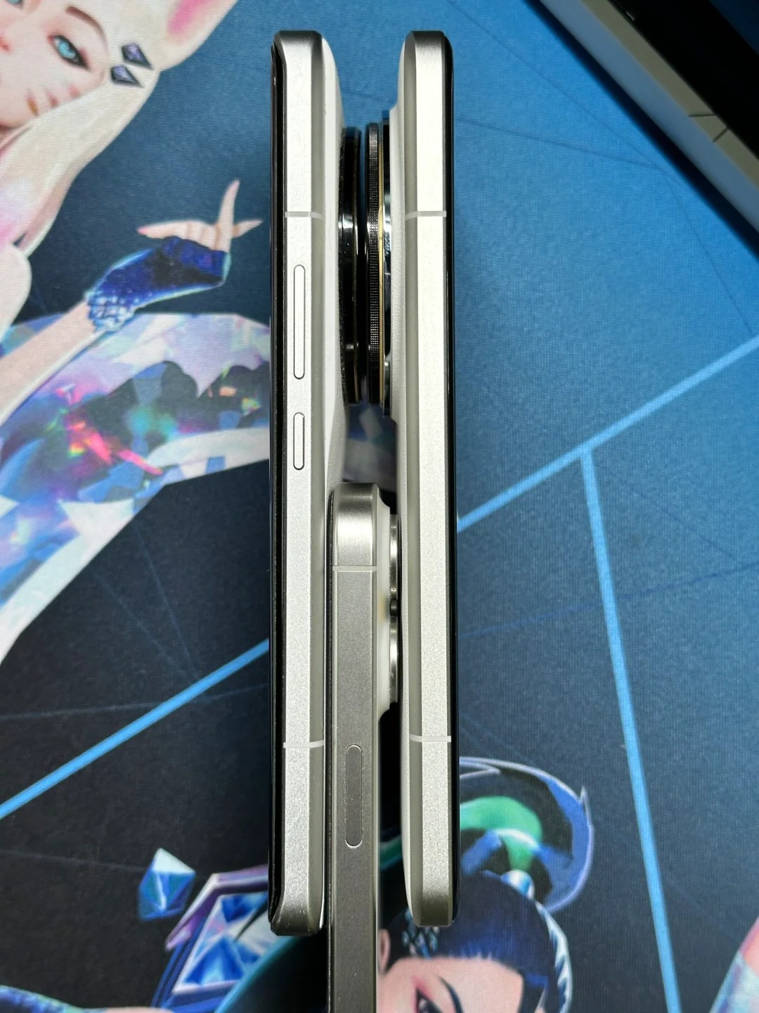 太夸张了，居然能塞下一台iPhone
没想到两台小米ultra的模组这么夸张，能