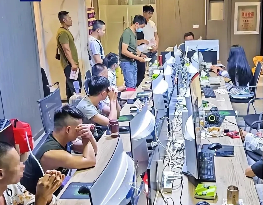 记住以下几个骗人的最新套路。
第1 无论是谁给你买票去外地旅游，特别是东南亚境外