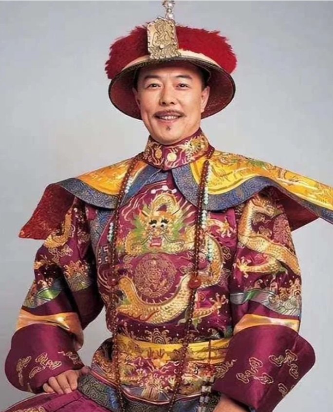 军艺校花被张铁林玩弄4年被弃，嫁黑道老大