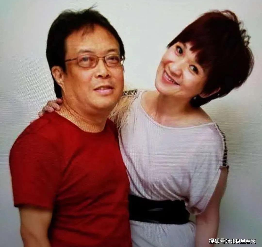2018年，“毒舌”评委柯以敏的丈夫去世后，柯以敏整理遗产时发现，丈夫生前将一处