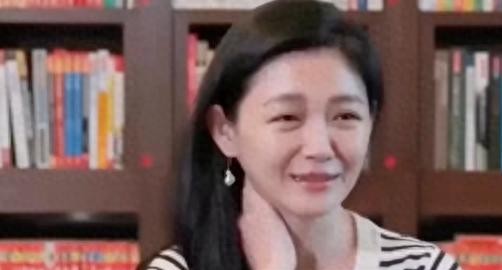 大S的预言与去世，真是让人唏嘘不已！她节目里说过活不过50岁，结果……唉，这到底