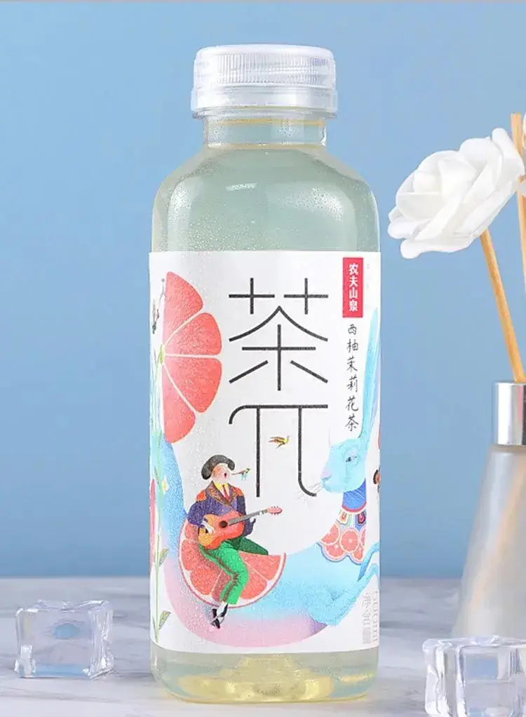 一个日本歌姬骑在兔子身上，这是农夫山泉的创意吗？