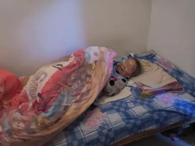 被“装病”婆婆和“妈宝”丈夫裹挟的苦命儿媳