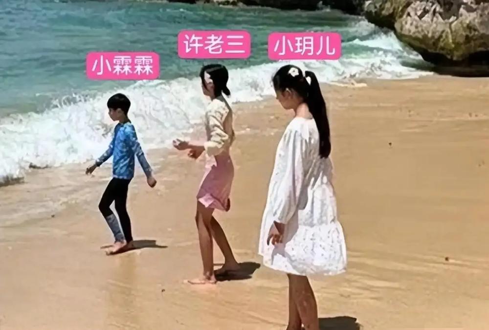 孩子们，延期返回了！

小玥和森森所在学校已开学，孩子们去上学了，老曲线太糊涂！