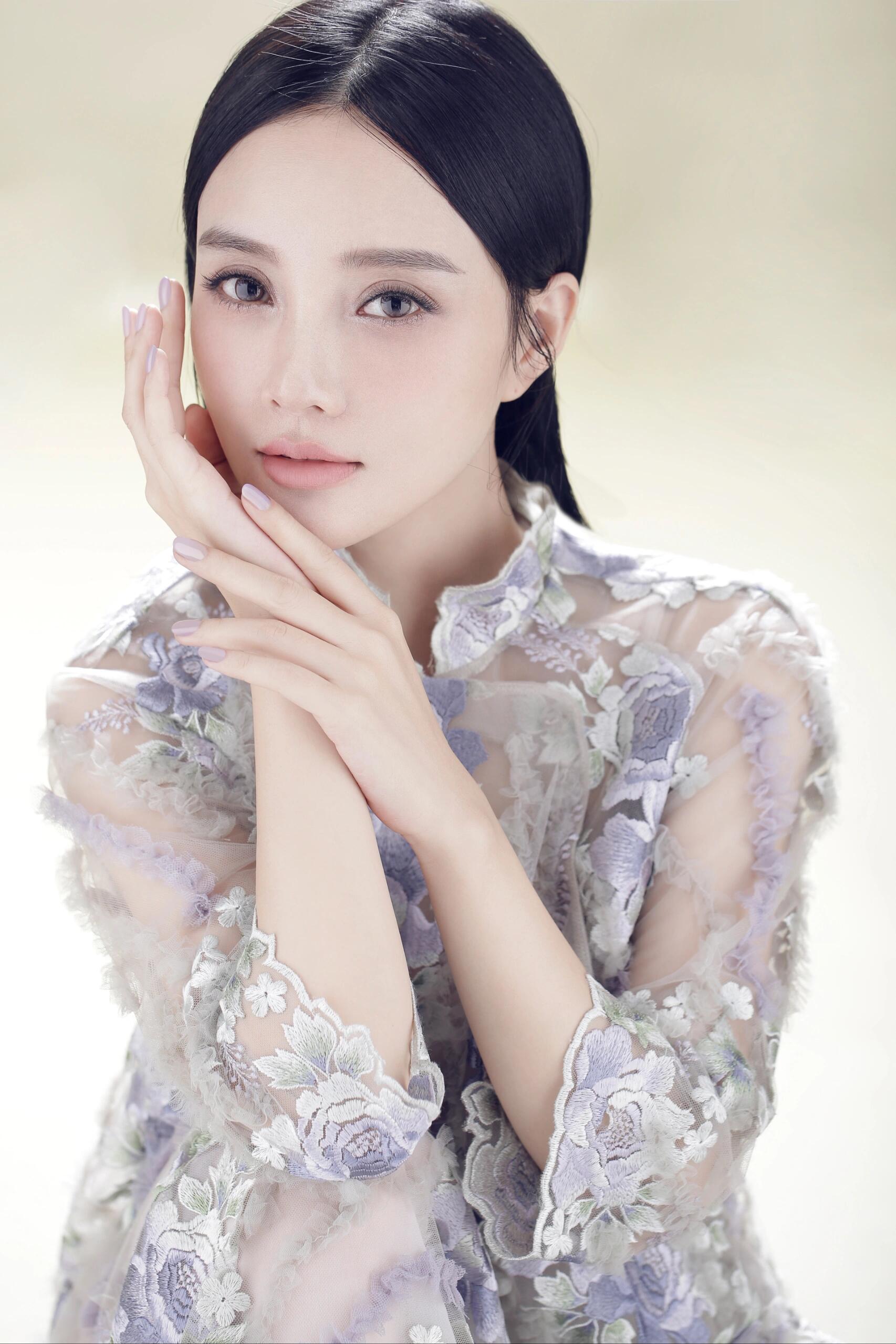 是谁将天仙馥郁赠往人间