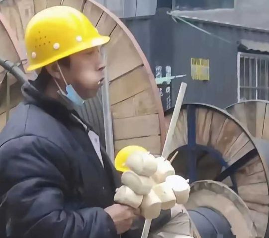 在工地上一顿真的能吃那么多吗？