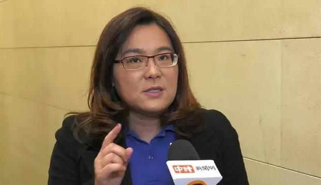陈玉珍罢免连署差73份未送件！绿营崩溃

赖清德昨公布“选罢法修正条文”，今天（