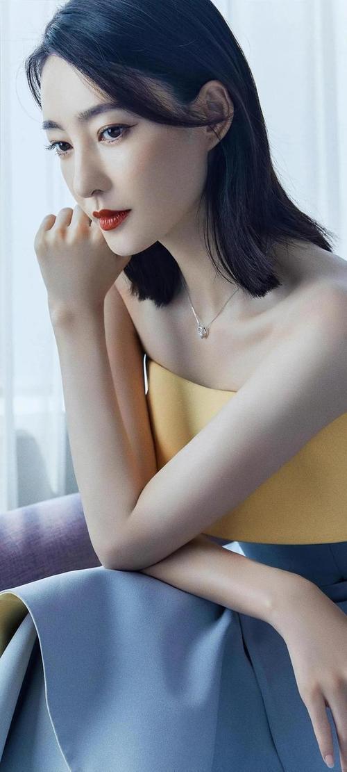 王丽坤离婚传闻，背后故事引人深思