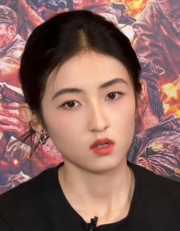 张子枫的发型啊，得从前面看才好看