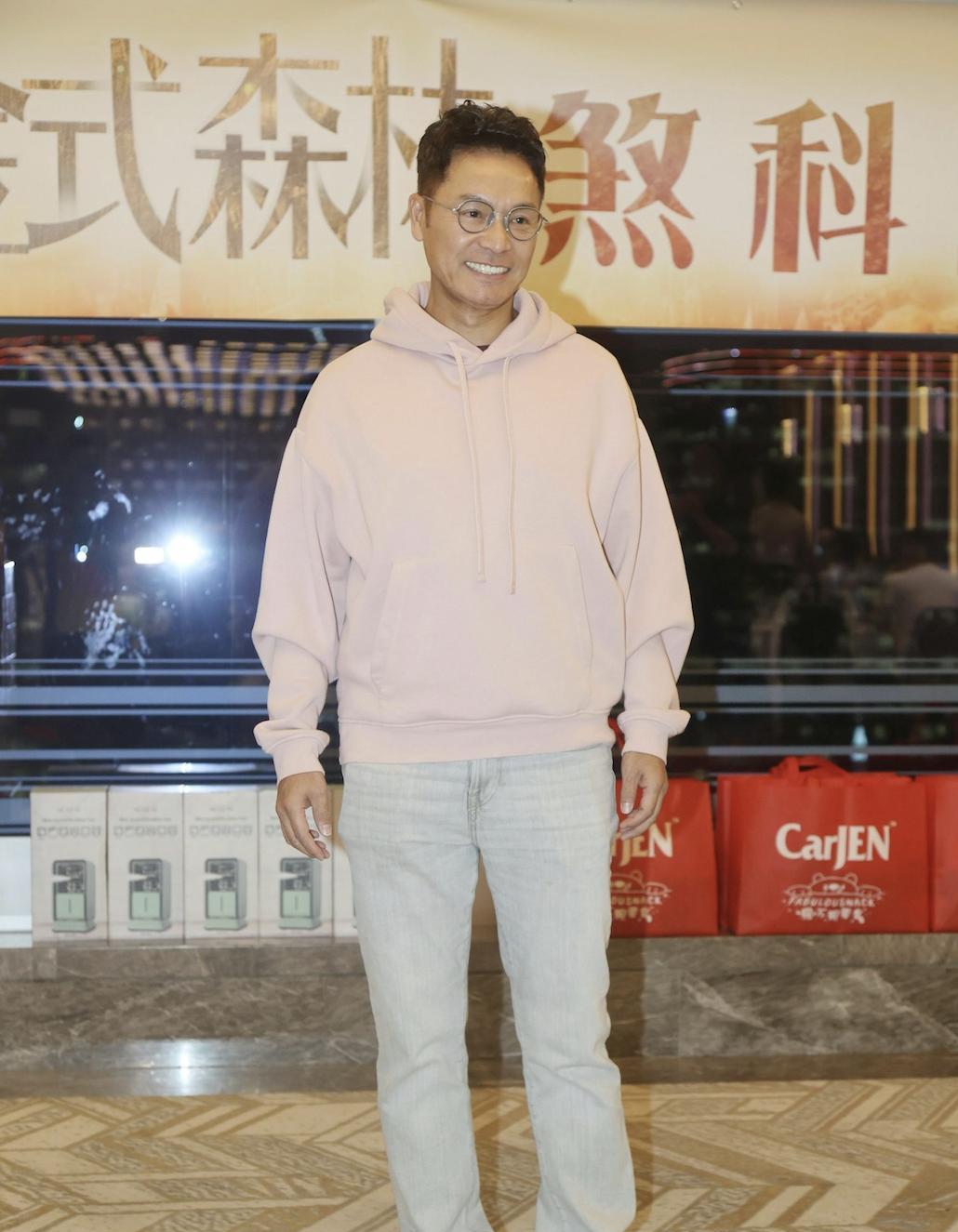 郭晋安的前妻欧倩怡自曝离婚后要独立赚钱交租过活，称经济压力巨大，很急着用钱，给人