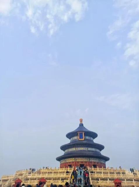 现在的小孩子压根不喜欢出来旅游，只是我们大人的一厢情愿。就比如我把女儿带到北京来