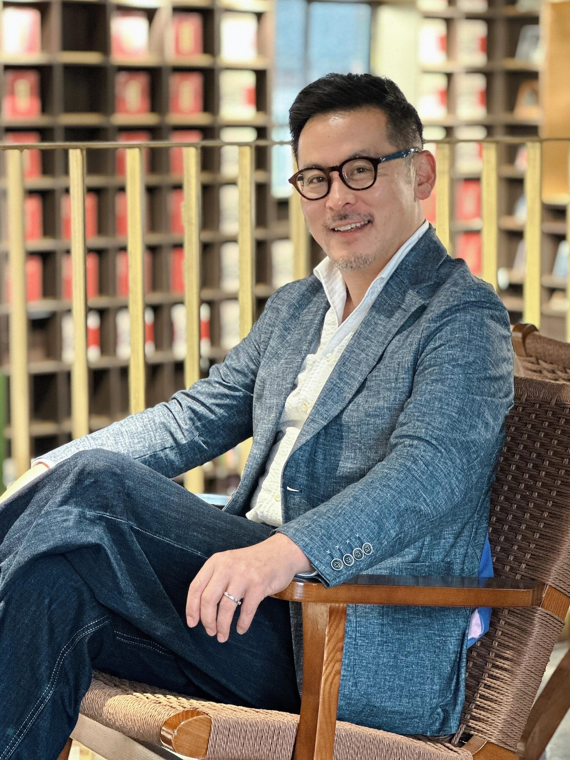 生活其实很简单，给自己一个微笑