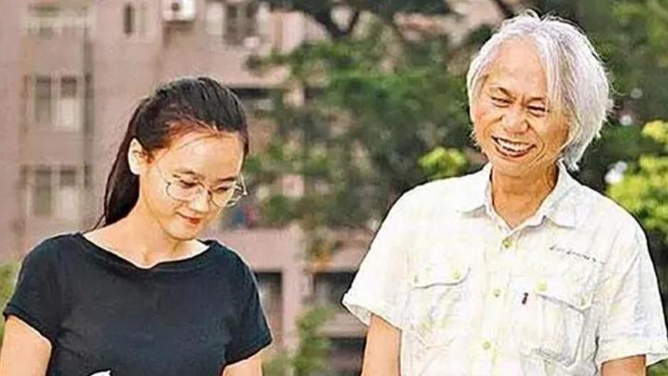 17岁少女恋上56岁“大爷”，为爱勇敢离家的她，如今怎么样了?