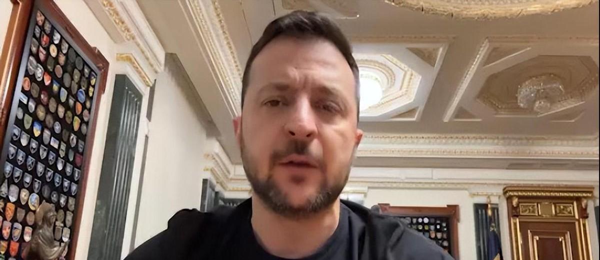 泽连斯基承认顿涅茨克局势困难，下令加强顿涅茨克地区部队的指挥结构，宣布任命少将米