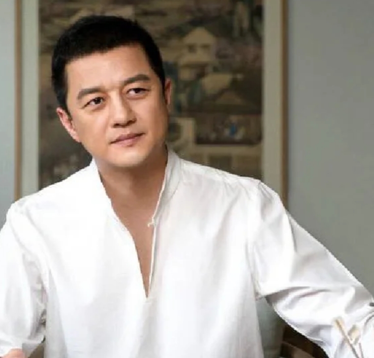 李亚鹏告知王菲这个消息，王菲反应出乎意料